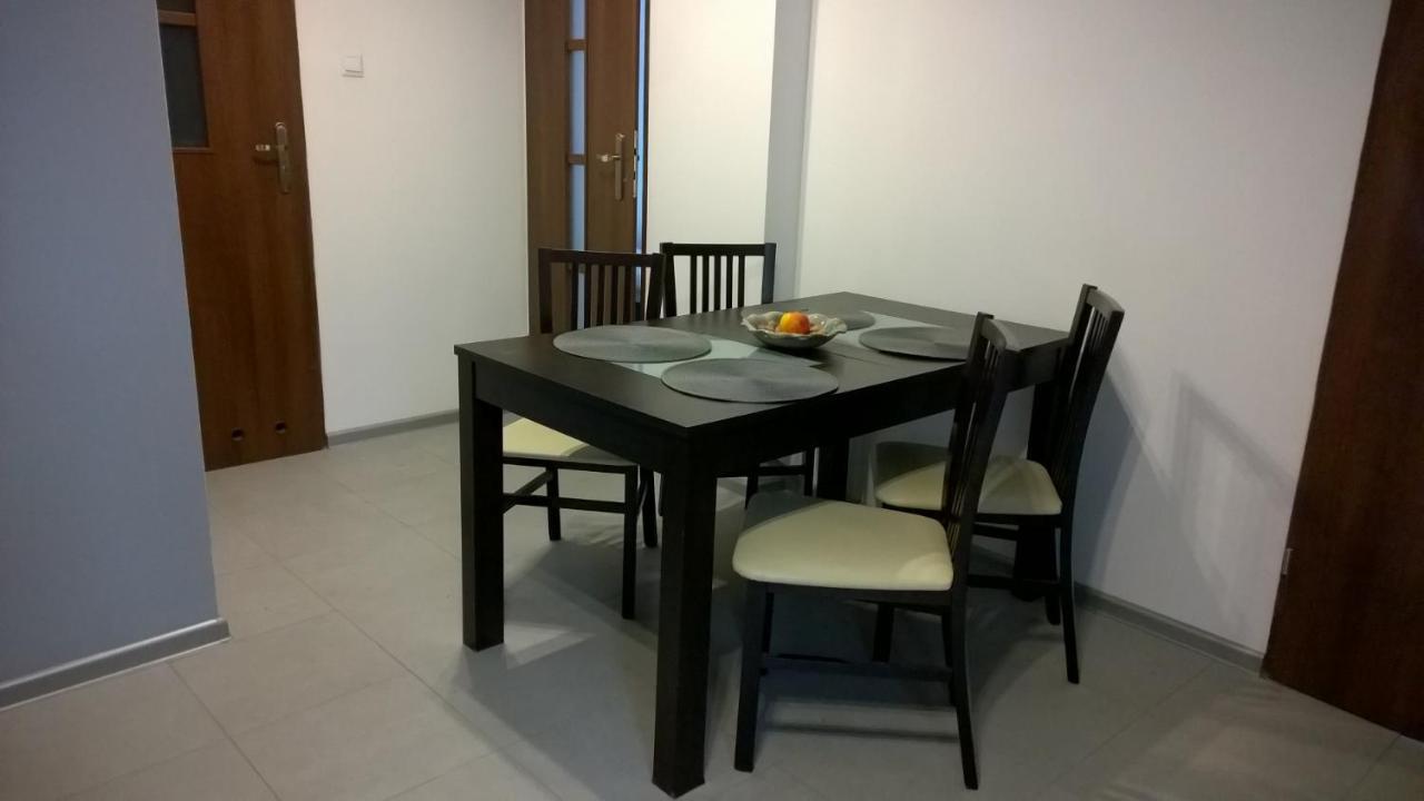 דירות Ostoja Czersk Zamek Gora Kalwaria מראה חיצוני תמונה